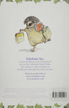 Load image into Gallery viewer, Hedgie Loves to Read by Jan Brett — Book 2 of The Hedgie Series