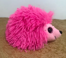 Load image into Gallery viewer, Lilly the Hedgehog (2014) — Ty Beanie Babies